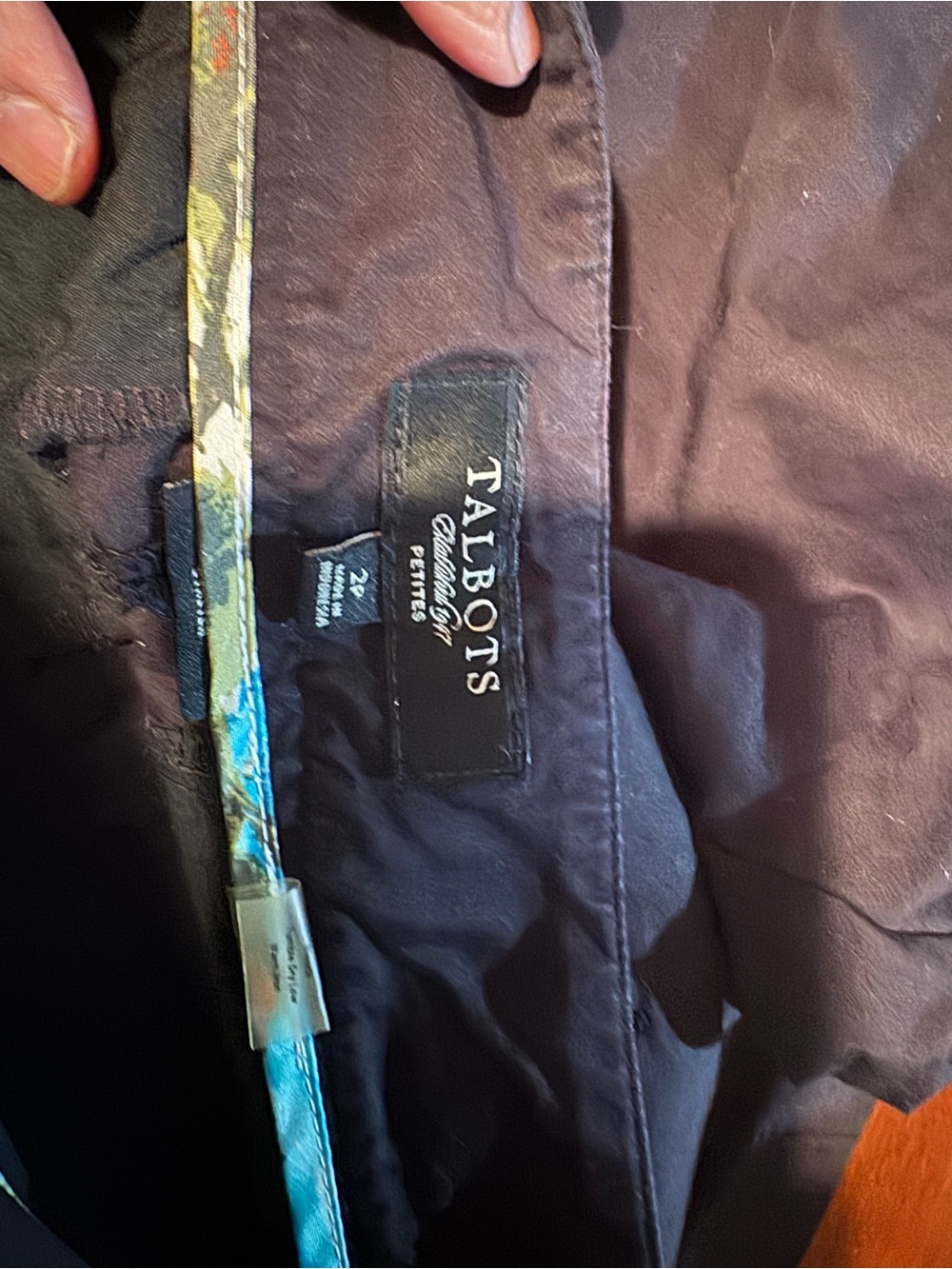 Talbots Petite Black Tailored Shorts - Picture 4 of 4